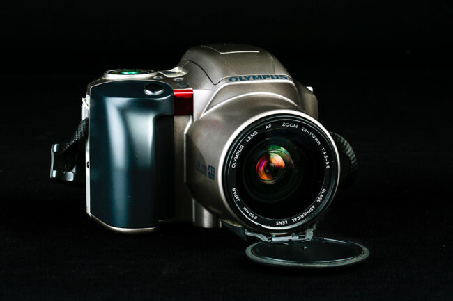 Olympus-IS-200